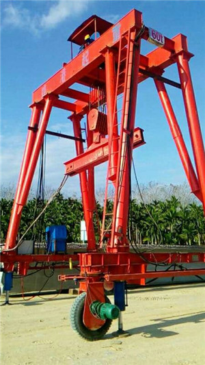 宁夏轮胎式起重机